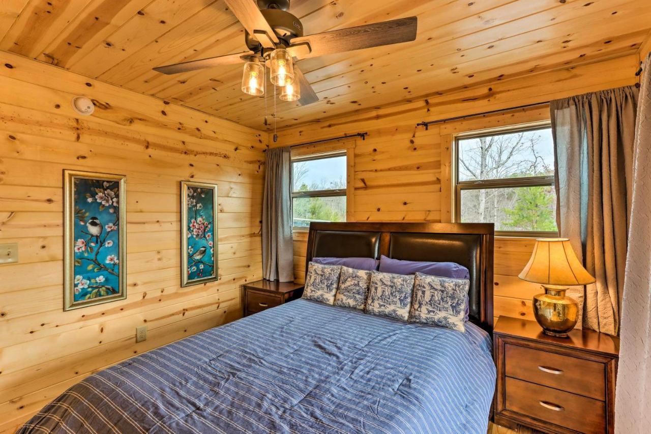 Cozy Mtn Cabin Spacious Deck And Forest Views! Murphy Exteriör bild