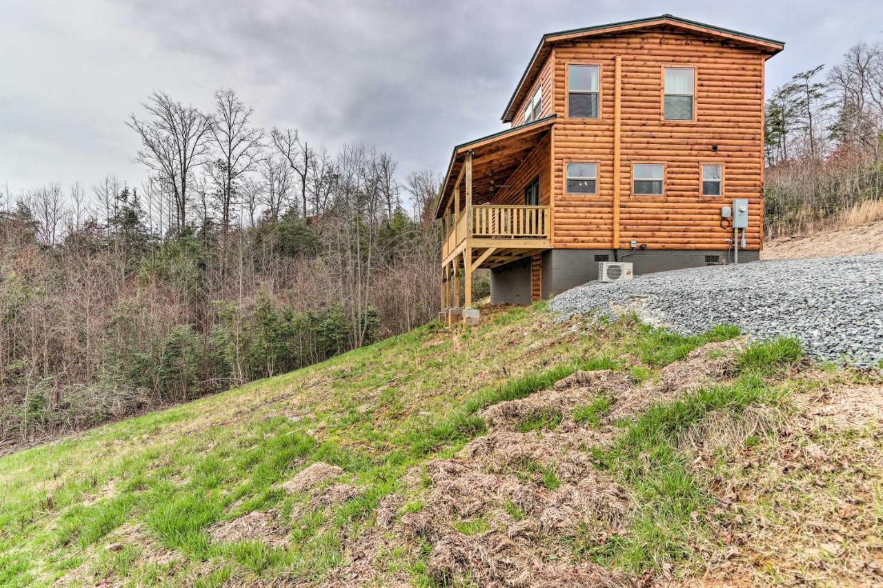 Cozy Mtn Cabin Spacious Deck And Forest Views! Murphy Exteriör bild